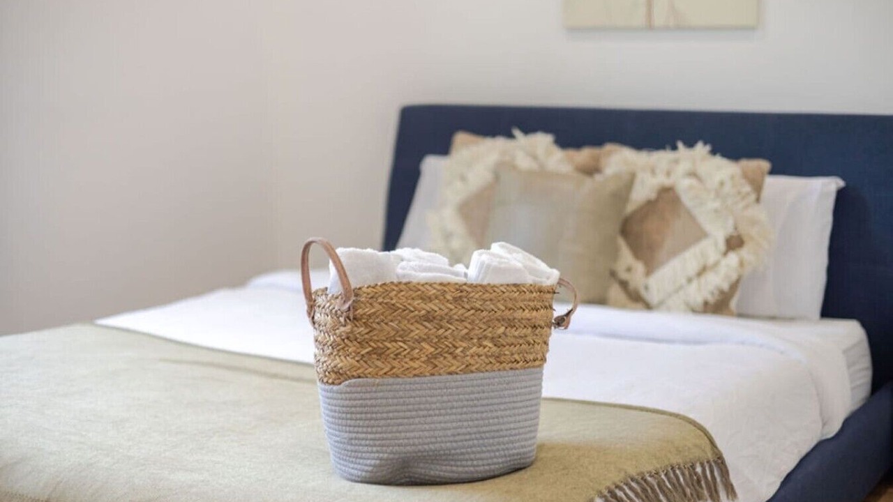 Photo of Bedroom in Cote-Des-Neiges—Notre-Dame-De-Grace