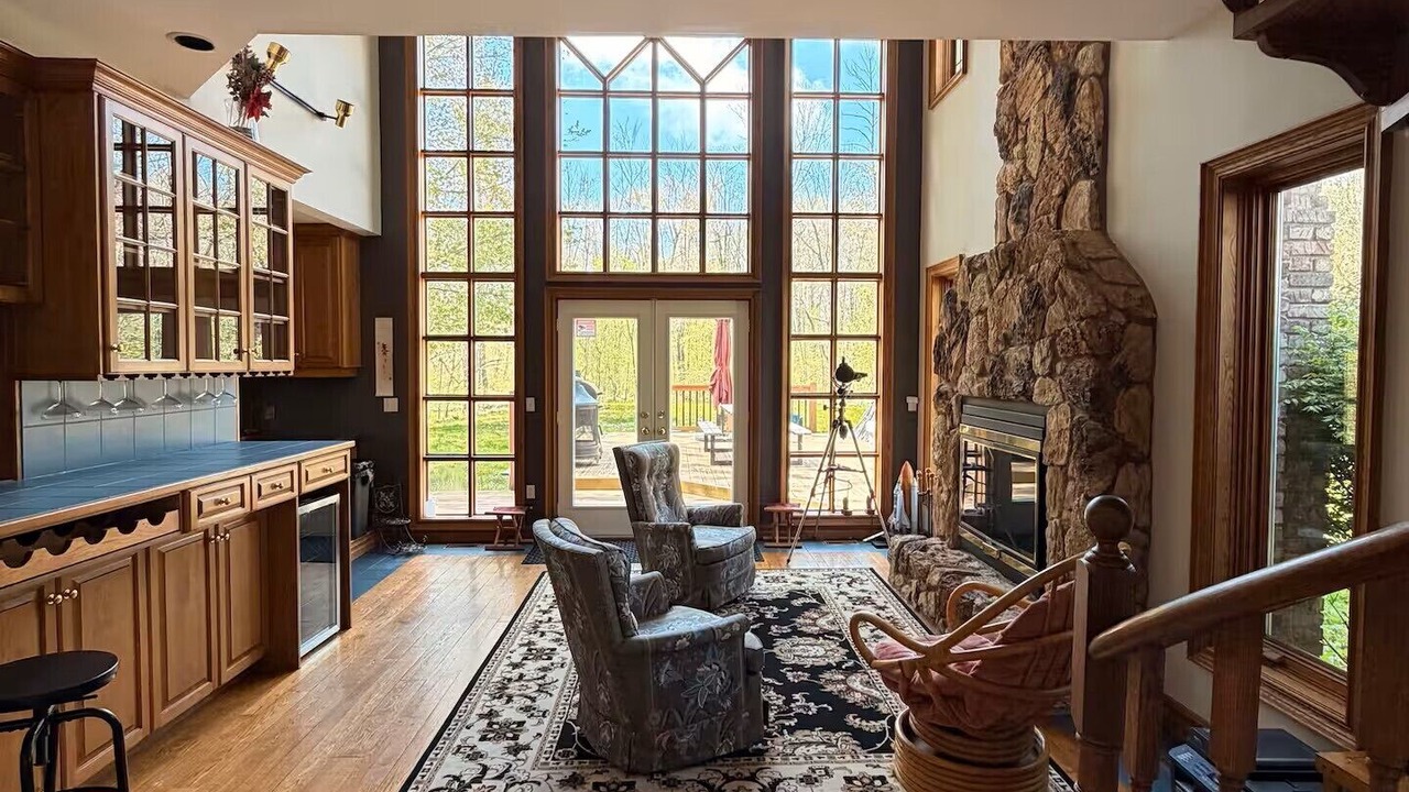 Photo of Livingroom in Welland