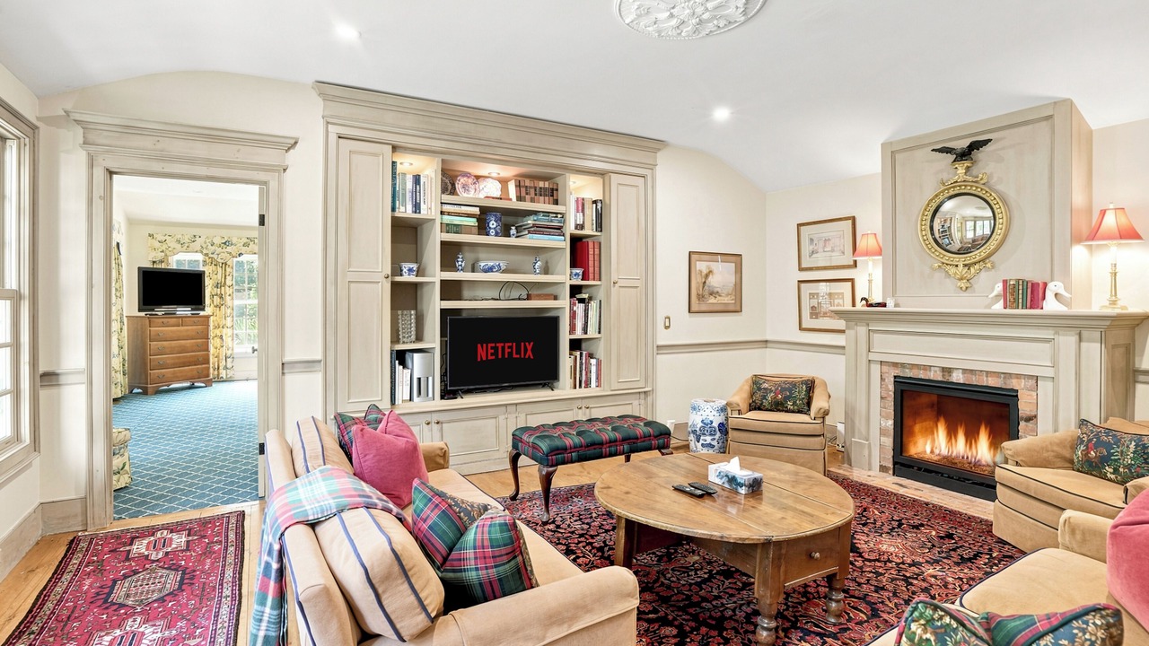 Photo of Livingroom in Old Town Historic District