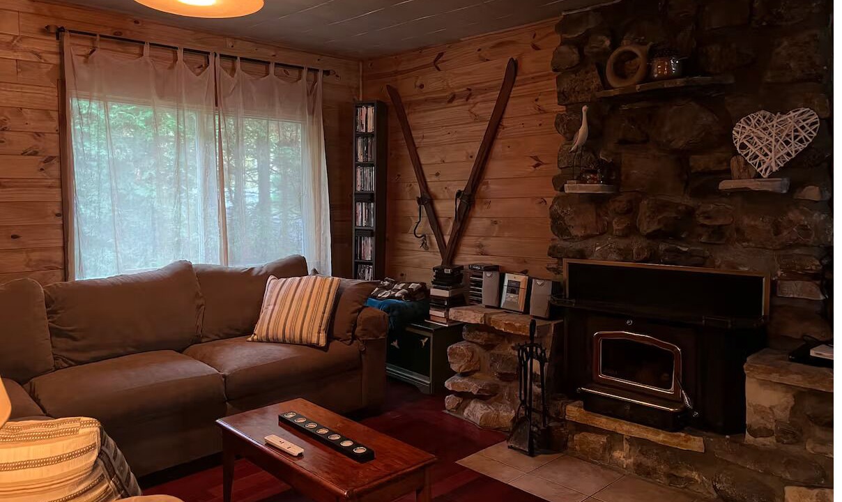 Photo of Livingroom in Wentworth-Nord