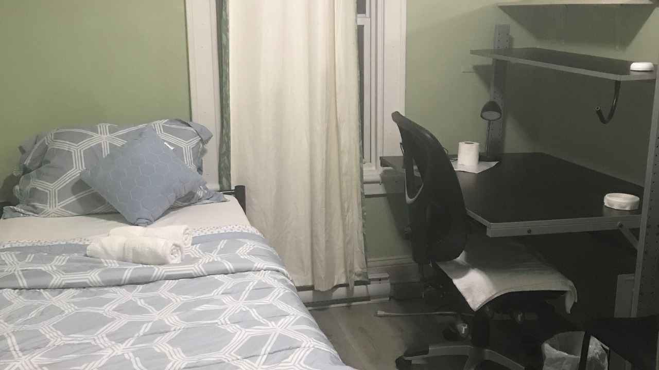 Photo of Bedroom in Sandy Hill