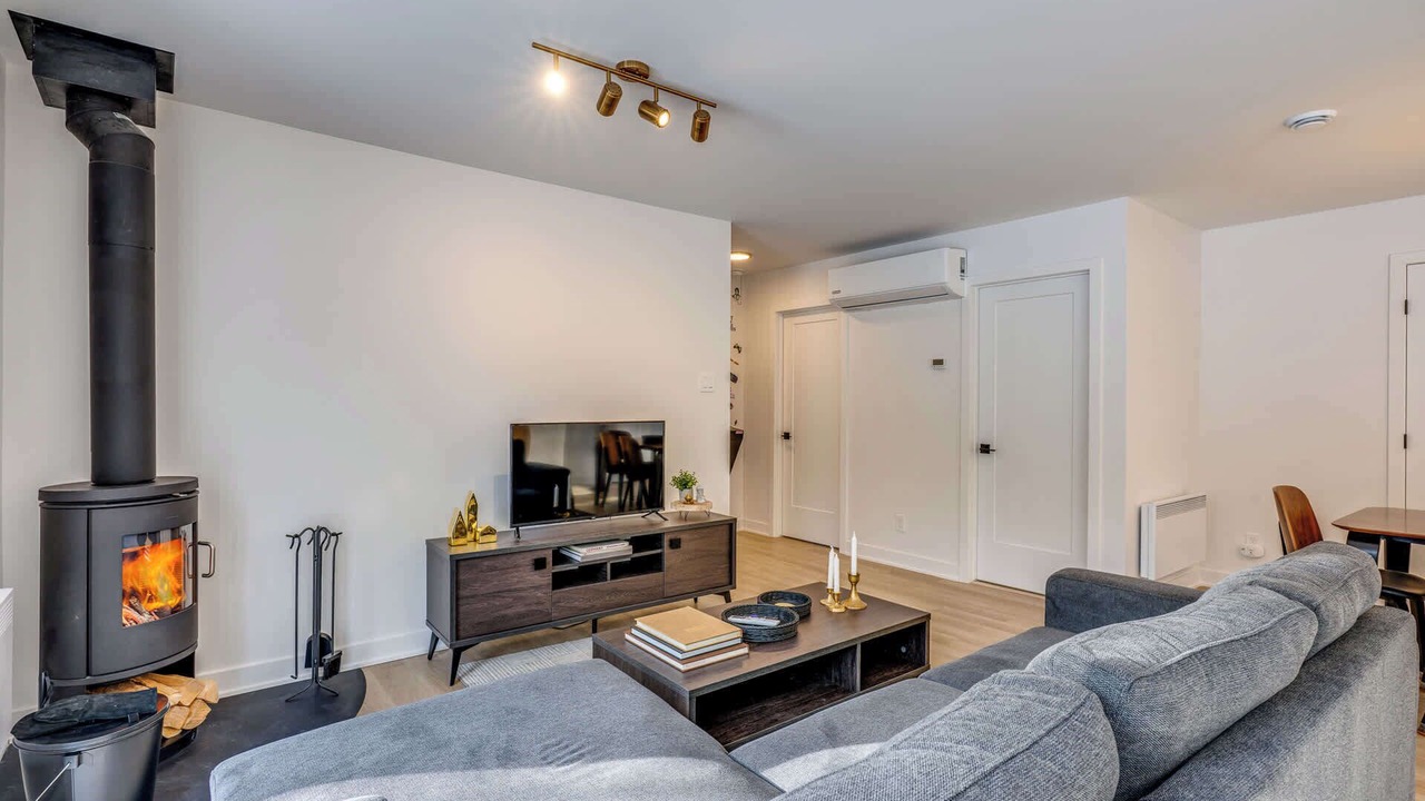 Photo of Livingroom in Saint Come