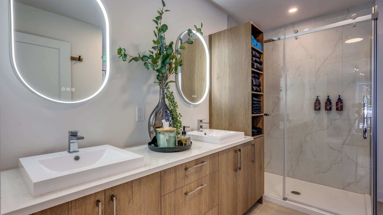Photo of Bathroom in Saint Come
