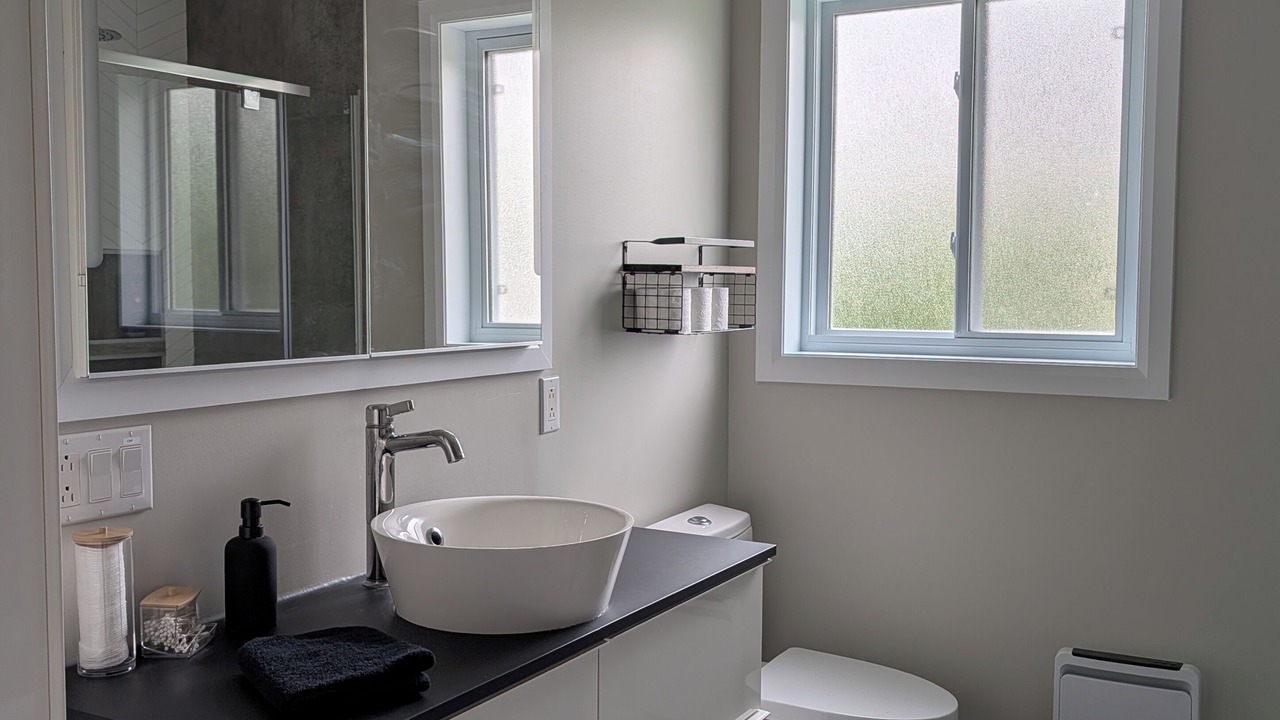 Photo of Bathroom in Laval