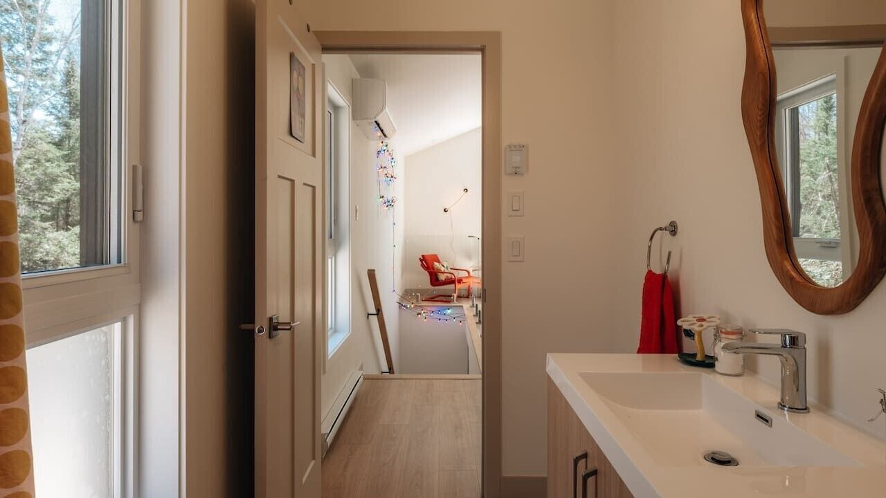 Photo of Bathroom in Argenteuil Regional County Municipality