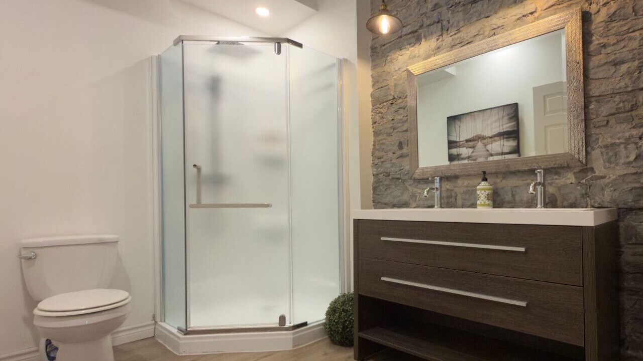 Photo of Bathroom in Saint-Roch