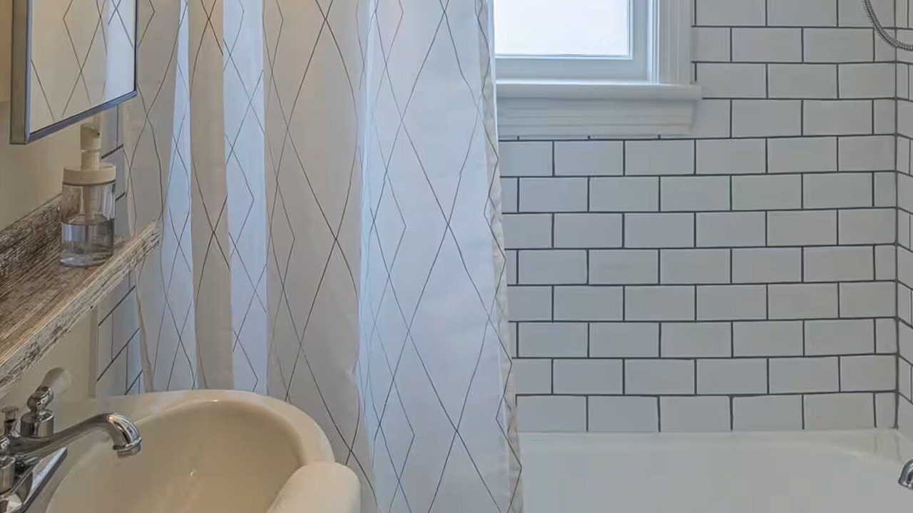 Photo of Bathroom in Hatley