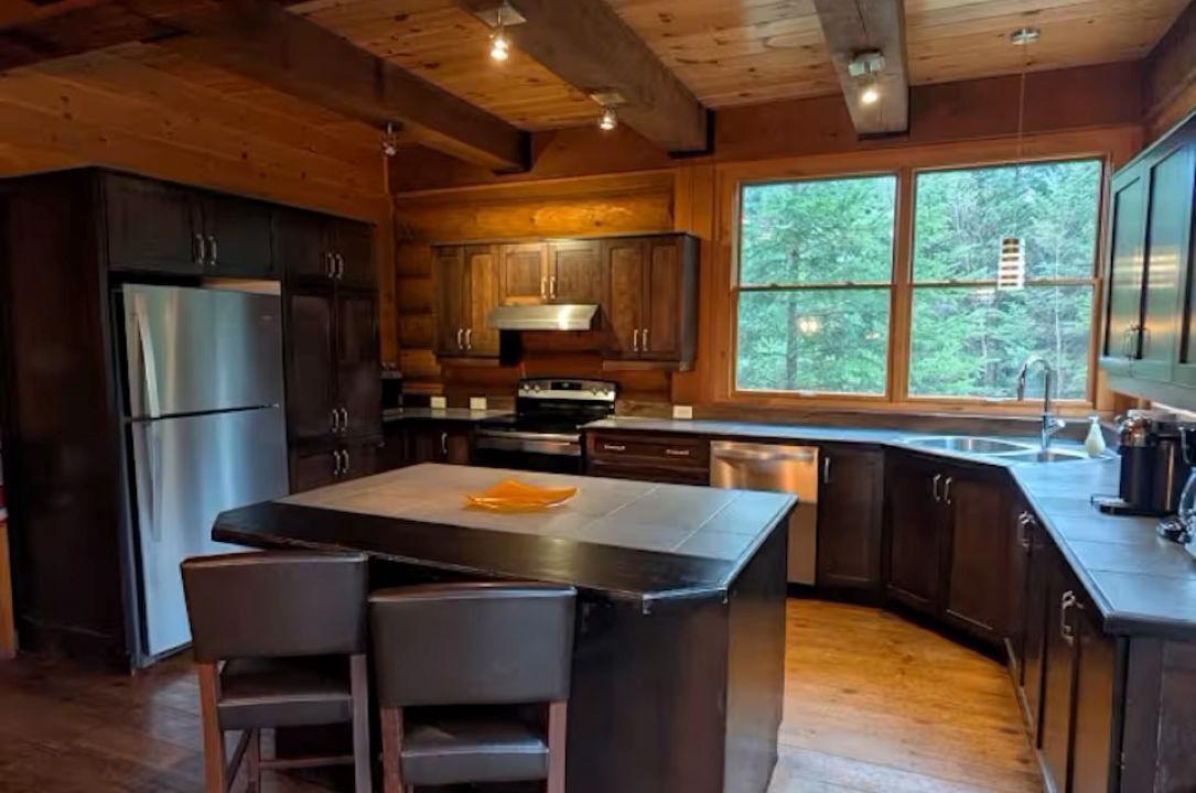 Photo of Kitchen in Lac Superieur Village