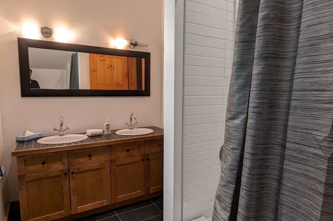Photo of Bathroom in Lac Superieur Village