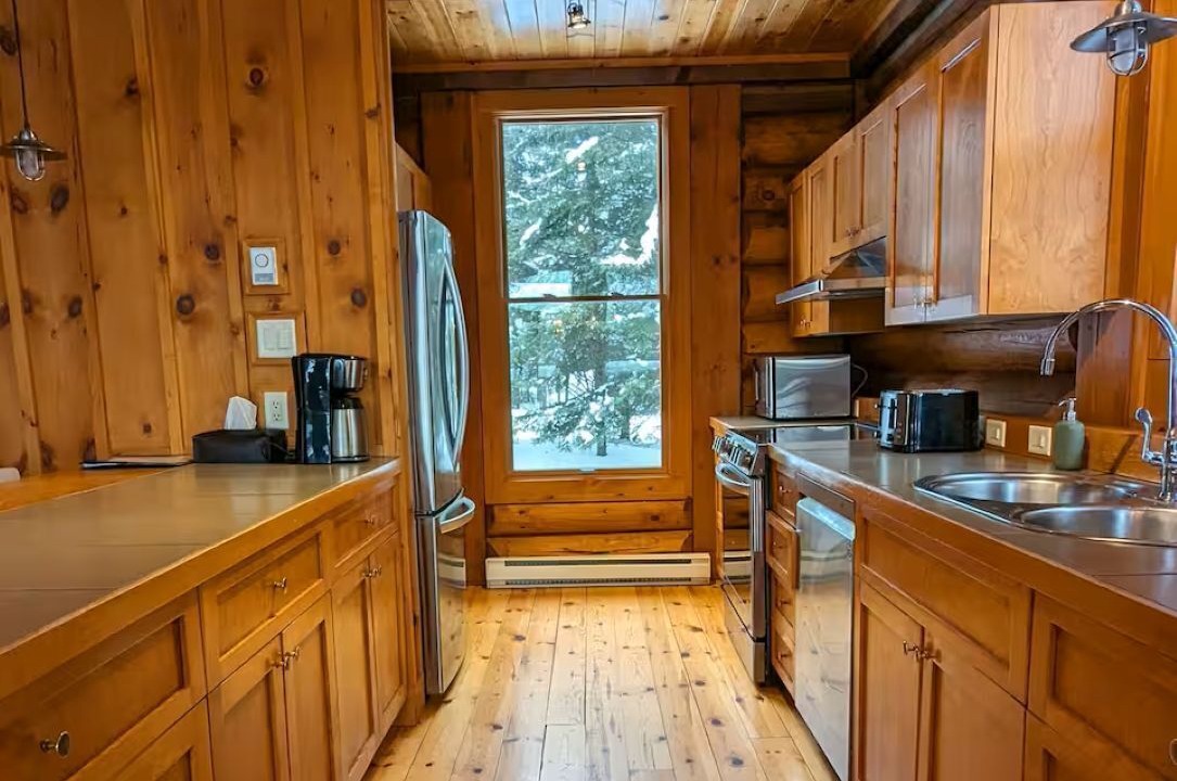 Photo of Kitchen in Lac Superieur Village