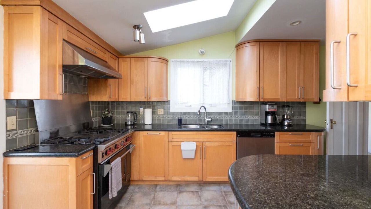 Photo of Kitchen in West Point Grey