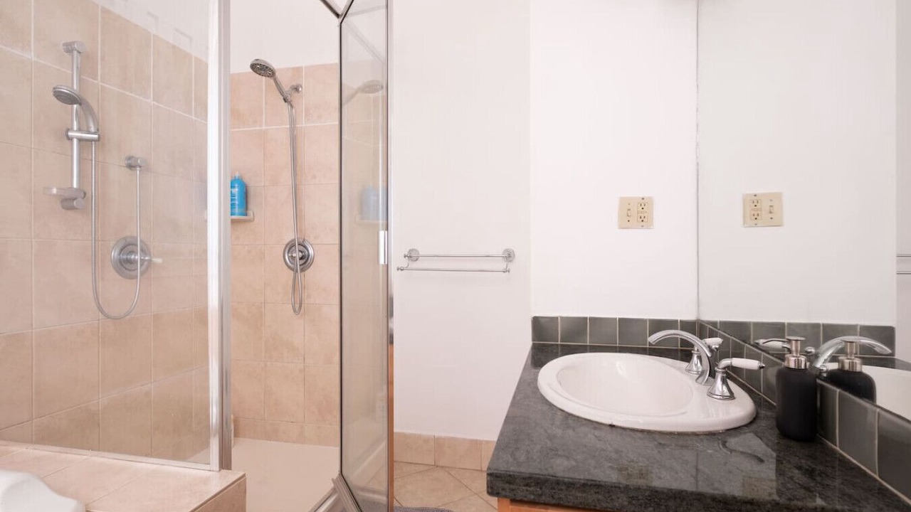 Photo of Bathroom in West Point Grey