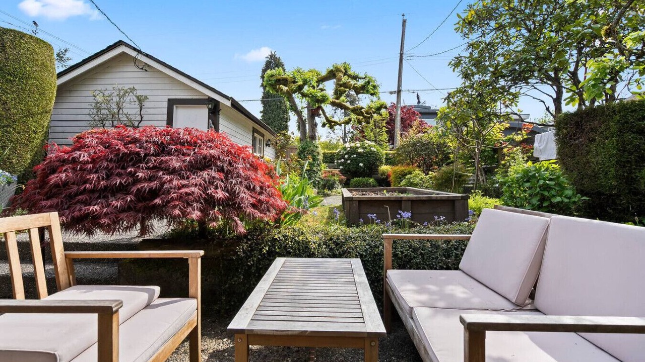 Photo of Outdoor in West Point Grey
