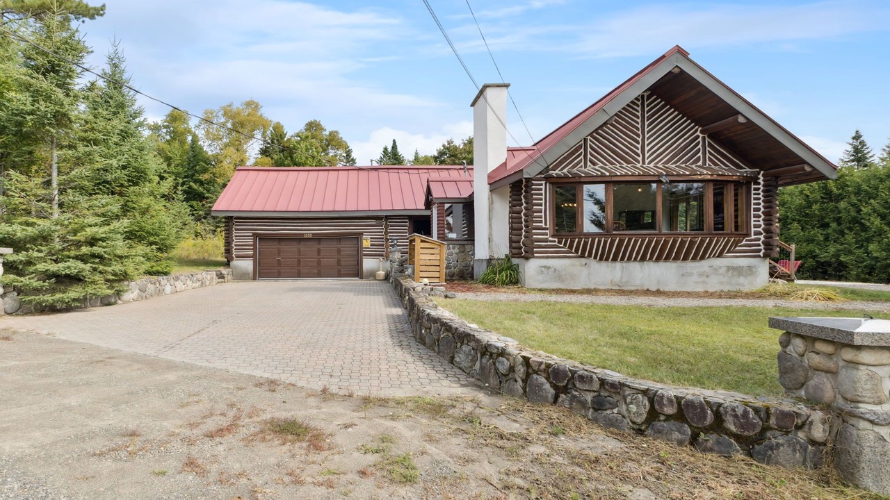 Photo of Outdoor in Ste-Lucie-des-Laurentides