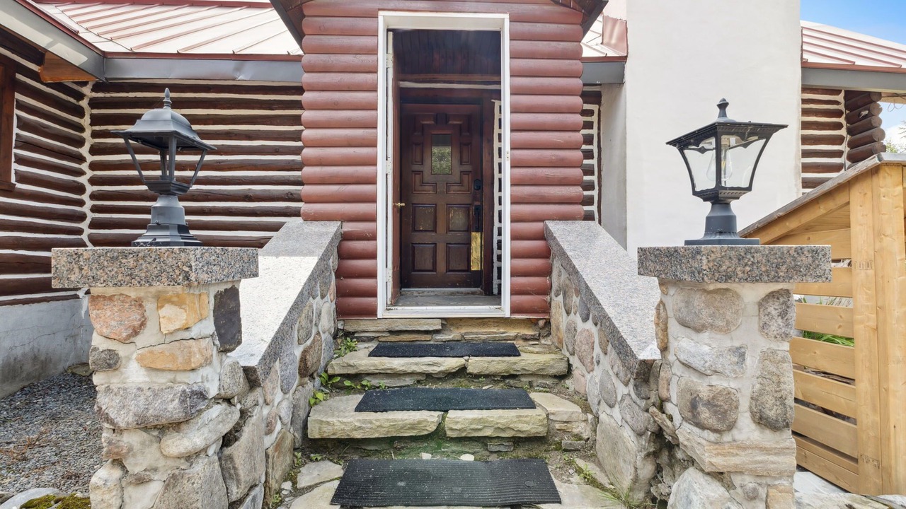 Photo of Outdoor in Ste-Lucie-des-Laurentides