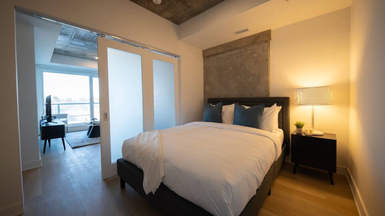 Photo of Bedroom in Carlingwood - McKellar Park - Laurentien View