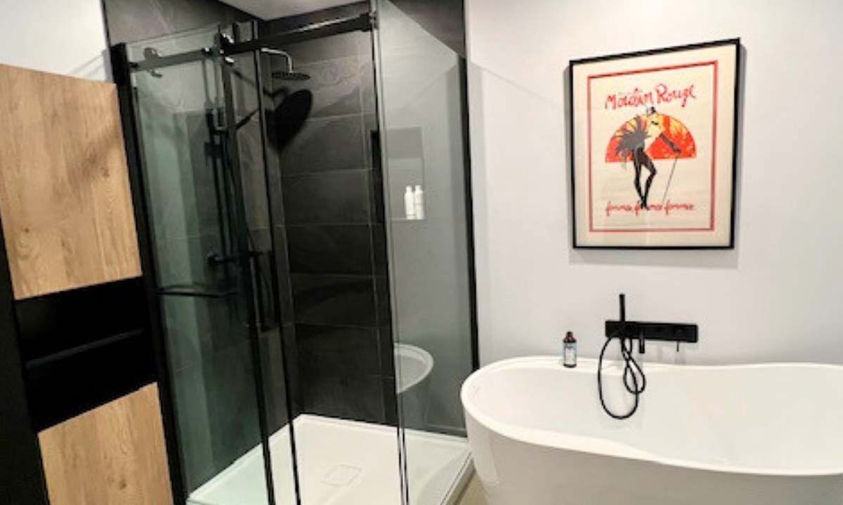 Photo of Bathroom in Blue Sea