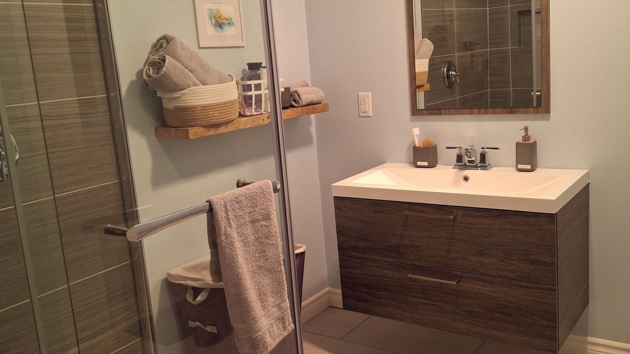 Photo of Bathroom in Pincourt