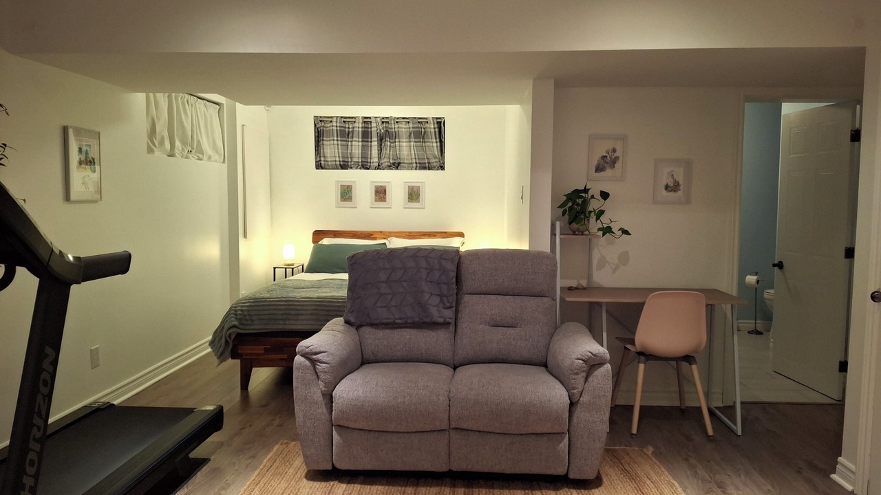Photo of Bedroom in Pincourt