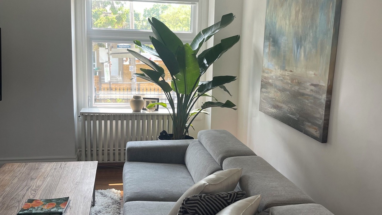 Photo of Livingroom in Greenwood - Coxwell