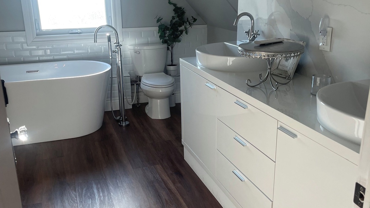Photo of Bathroom in Greenwood - Coxwell