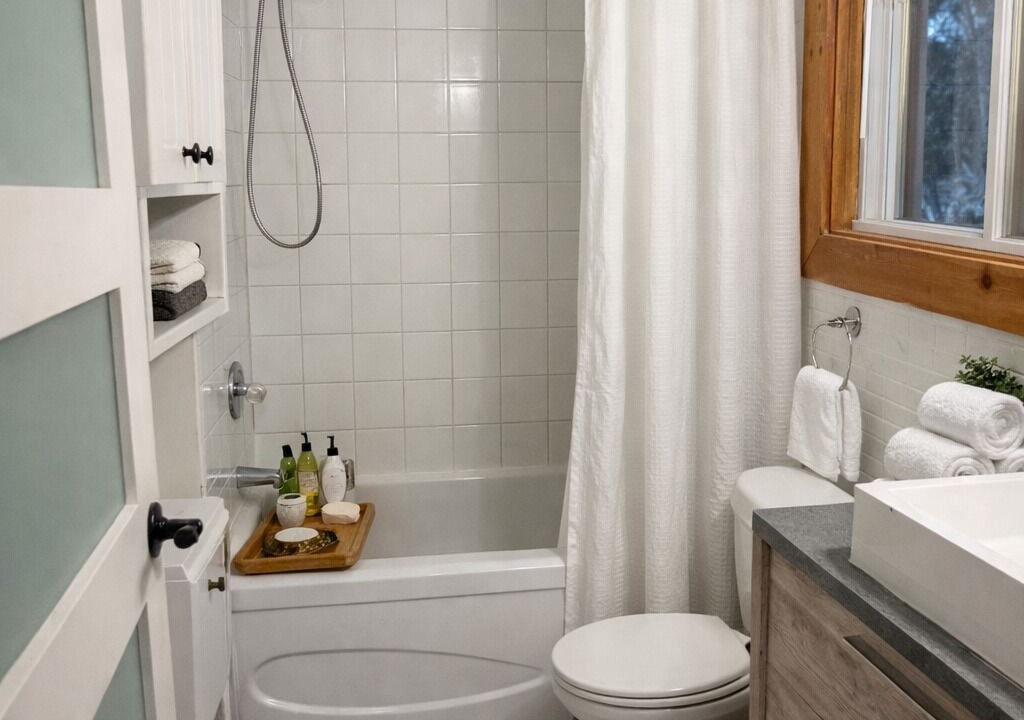 Photo of Bathroom in Val Morin