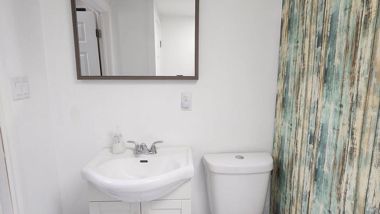 Photo of Bathroom in Levergood Beach