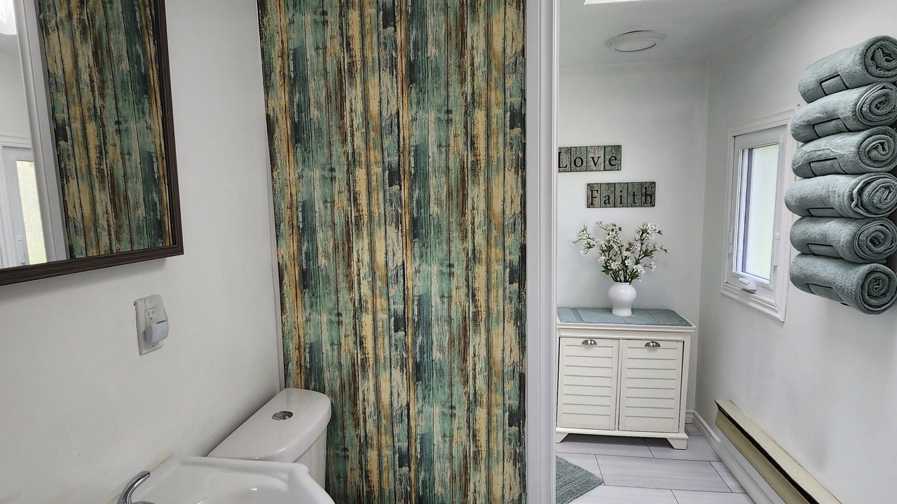 Photo of Bathroom in Levergood Beach
