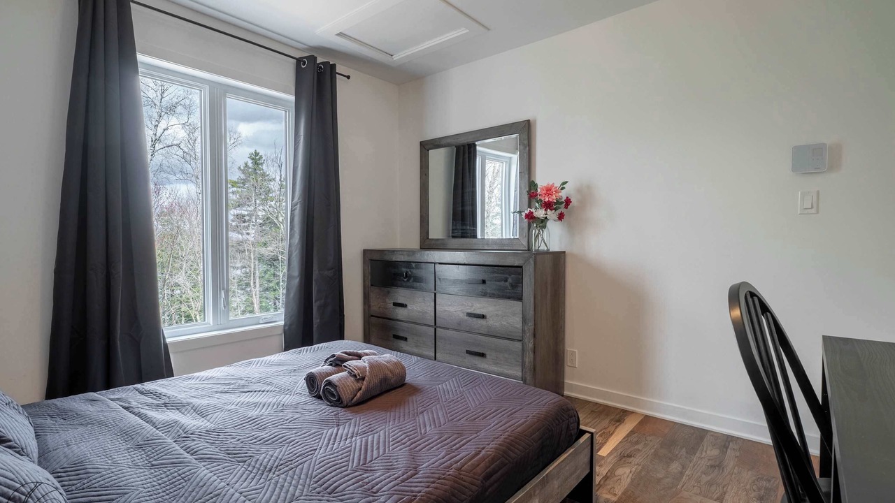 Photo of Bedroom in Chertsey