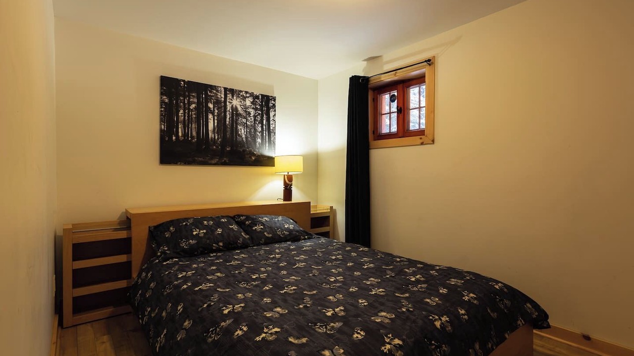 Photo of Bedroom in Chertsey