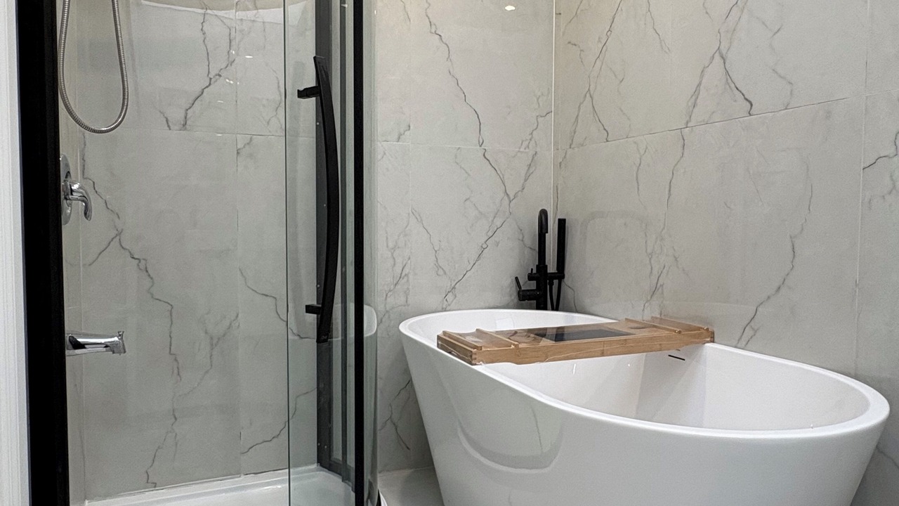Photo of Bathroom in Cote-Des-Neiges—Notre-Dame-De-Grace