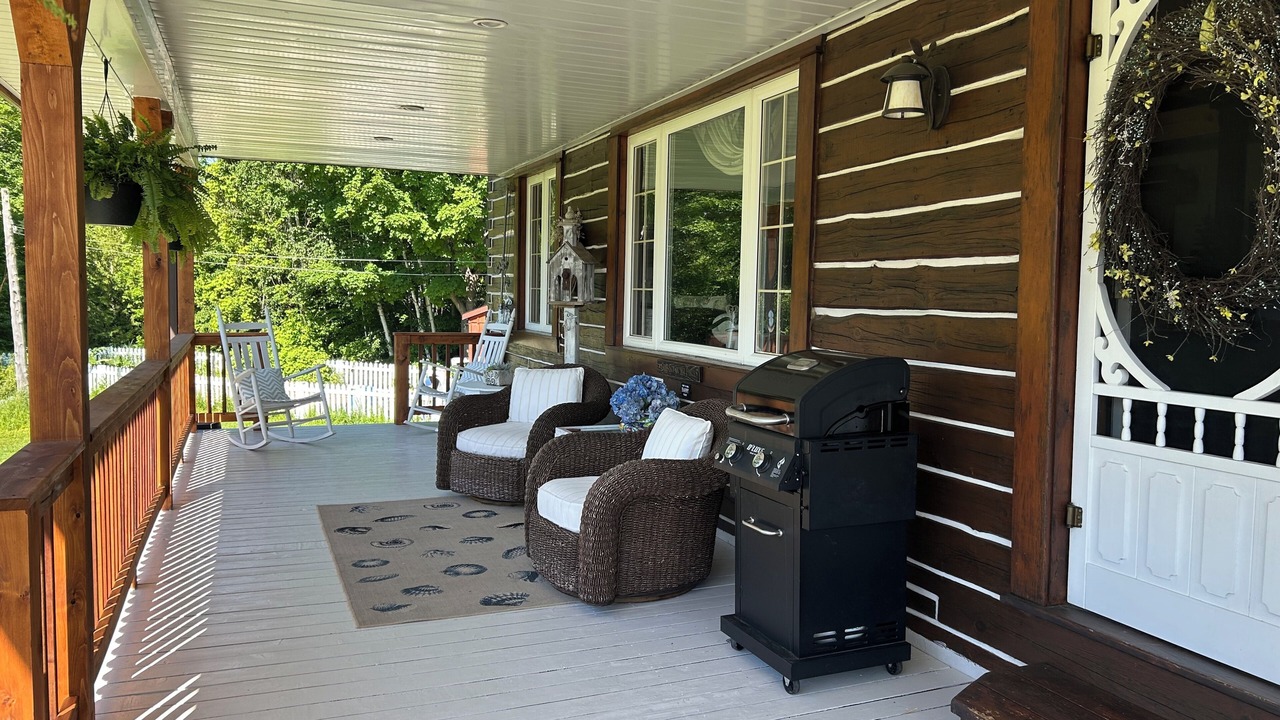 Photo of Patio Balcony in Wiarton