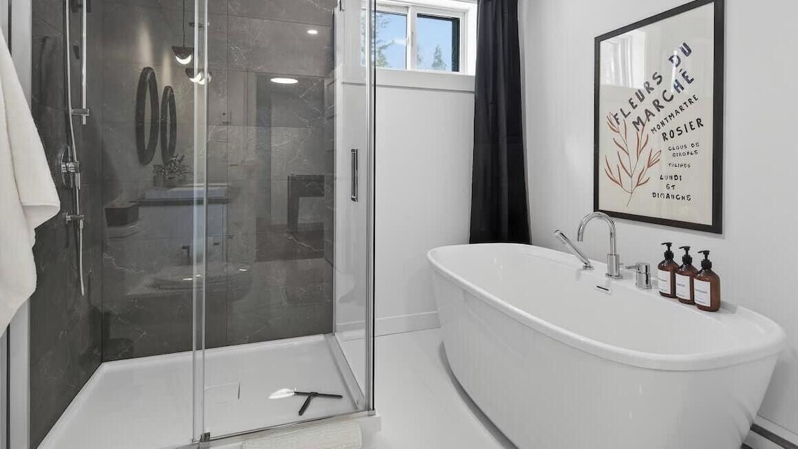 Photo of Bathroom in Shannon
