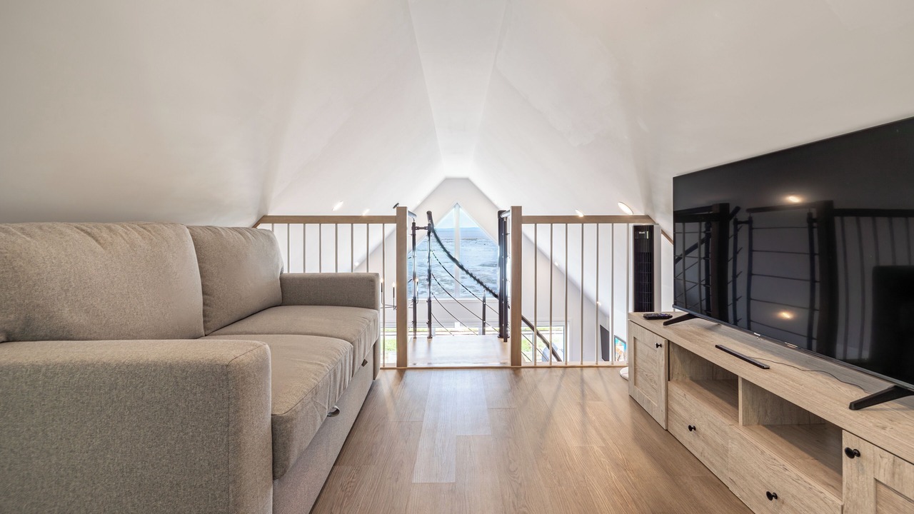 Photo of Livingroom in Petite-Riviere-Saint-Francois