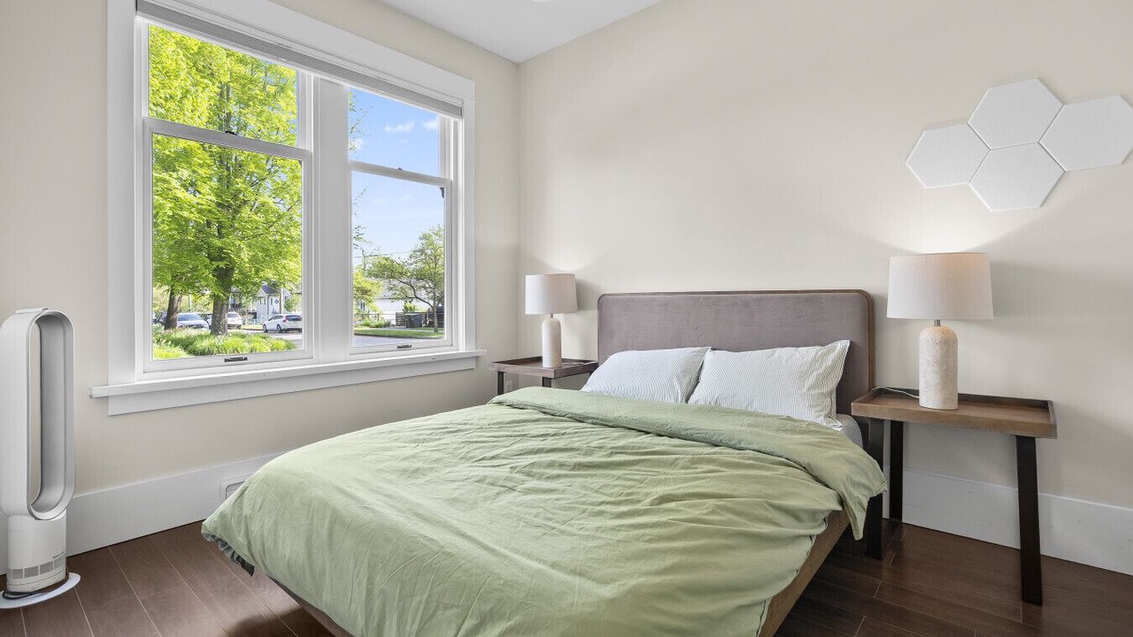 Photo of Bedroom in Riley Park