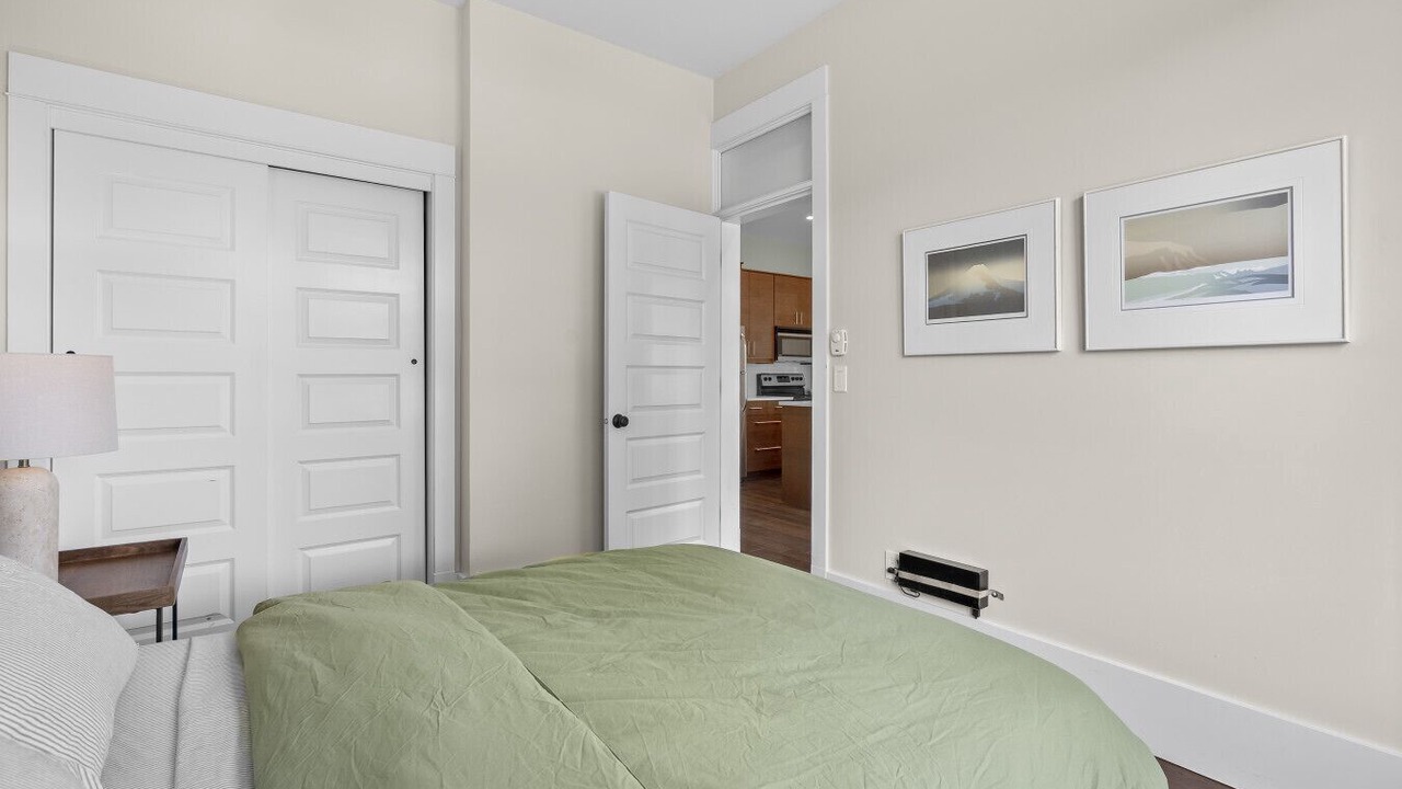 Photo of Bedroom in Riley Park