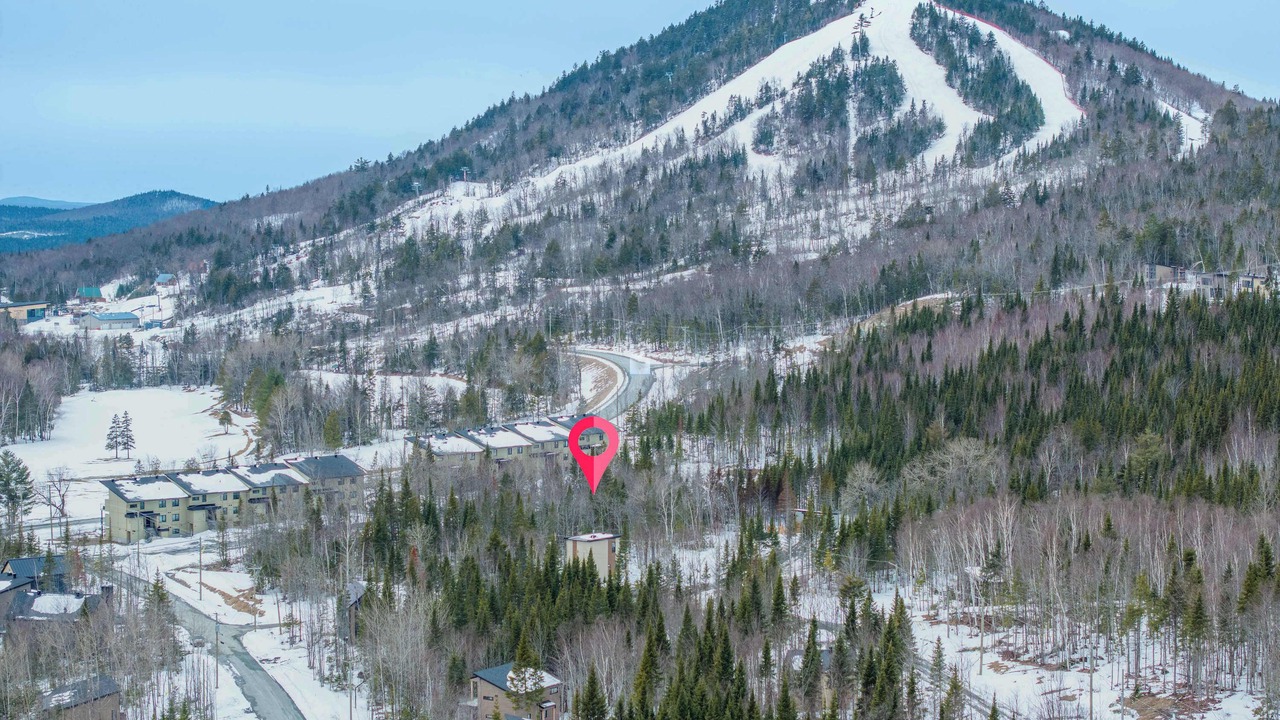 Photo of Outdoor in Adstock