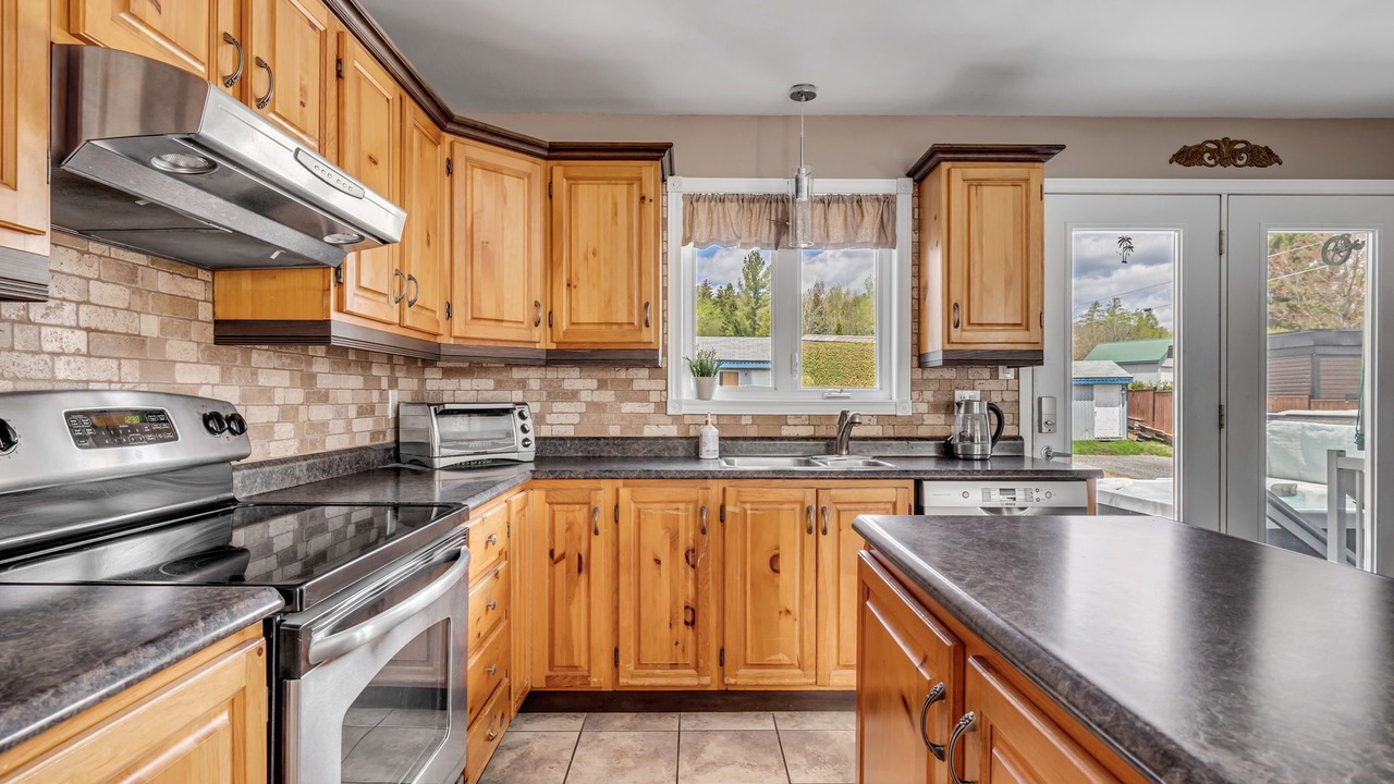 Photo of Kitchen in Notre-Dame-des-Laurentides