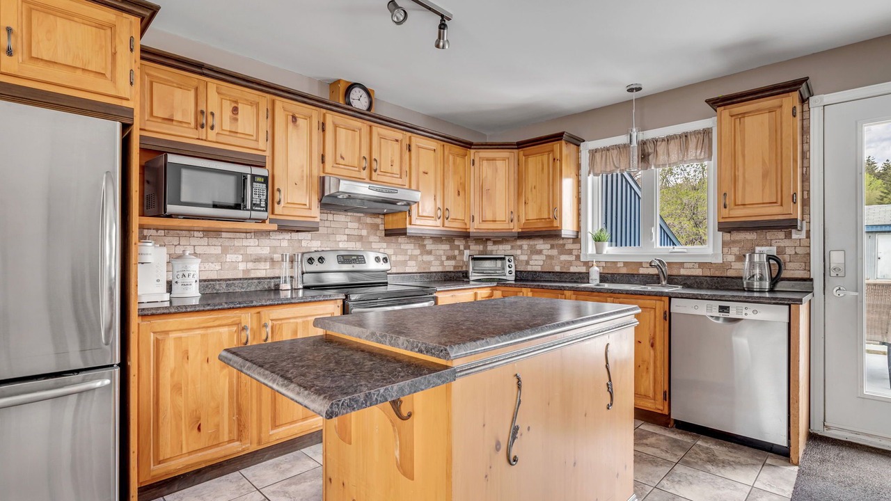 Photo of Kitchen in Notre-Dame-des-Laurentides