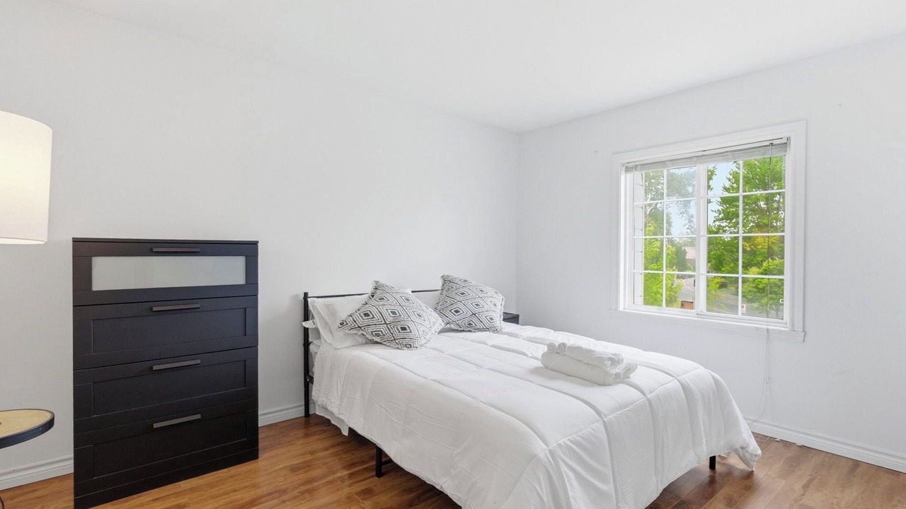 Photo of Bedroom in Brossard