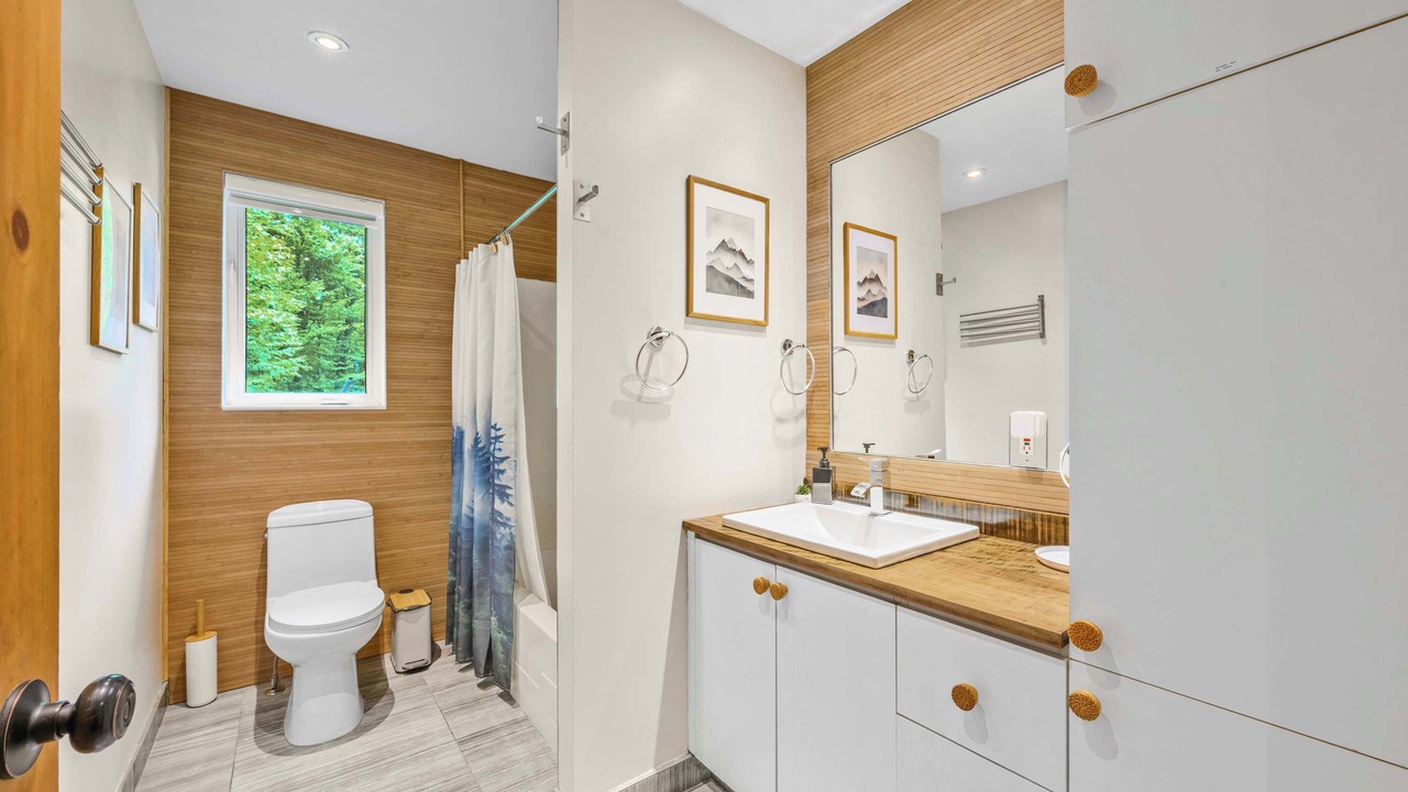 Photo of Bathroom in Amherst