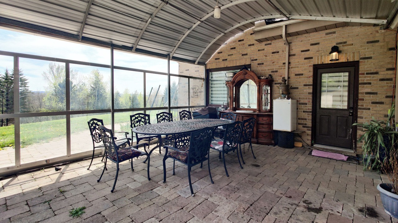 Photo of Others in Bradford West Gwillimbury