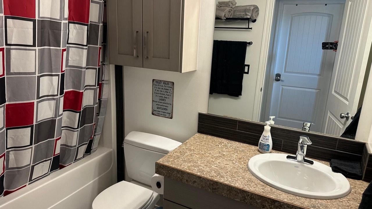 Photo of Bathroom in Fox Creek