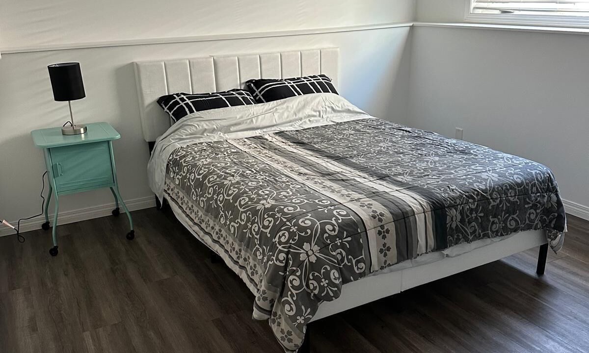 Photo of Bedroom in Fox Creek
