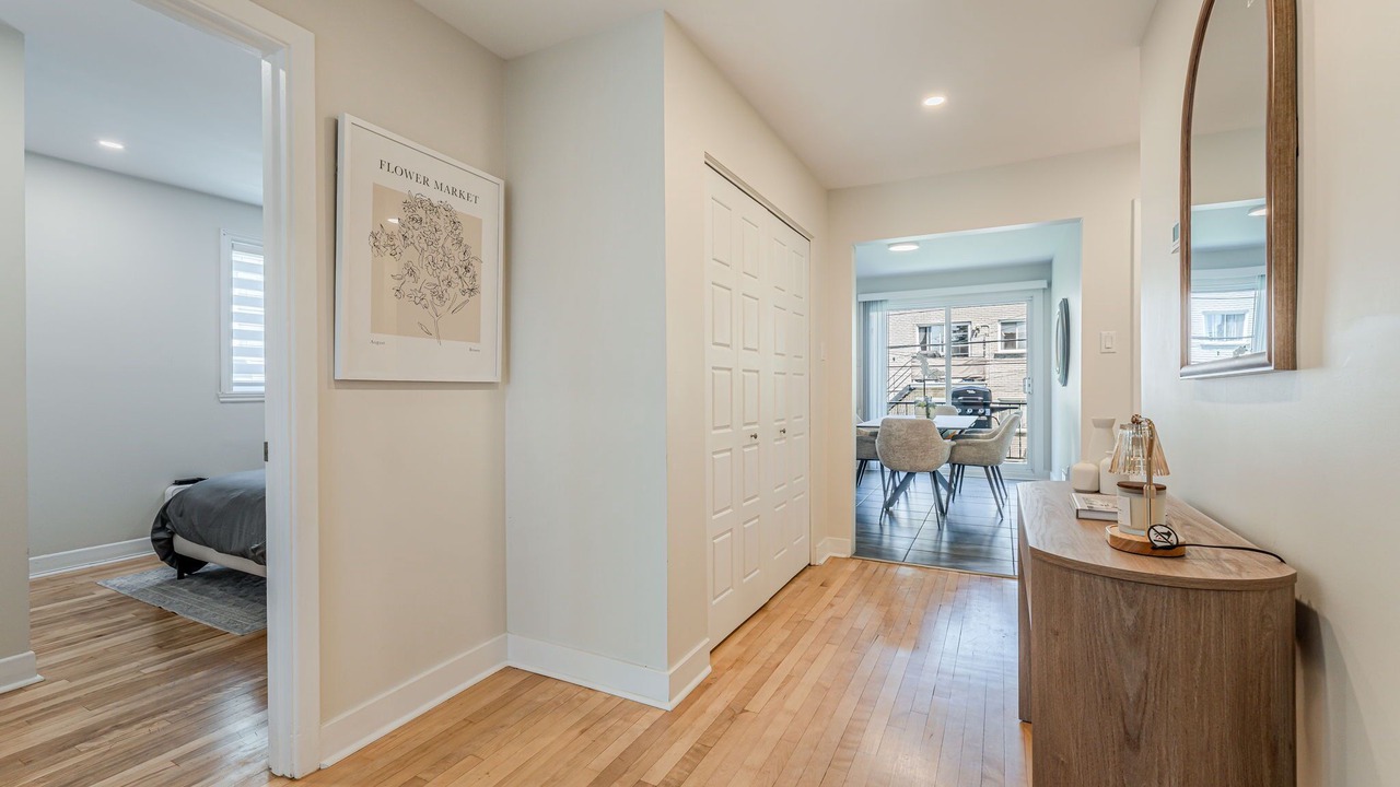 Photo of Bedroom in Laval-des-Rapides