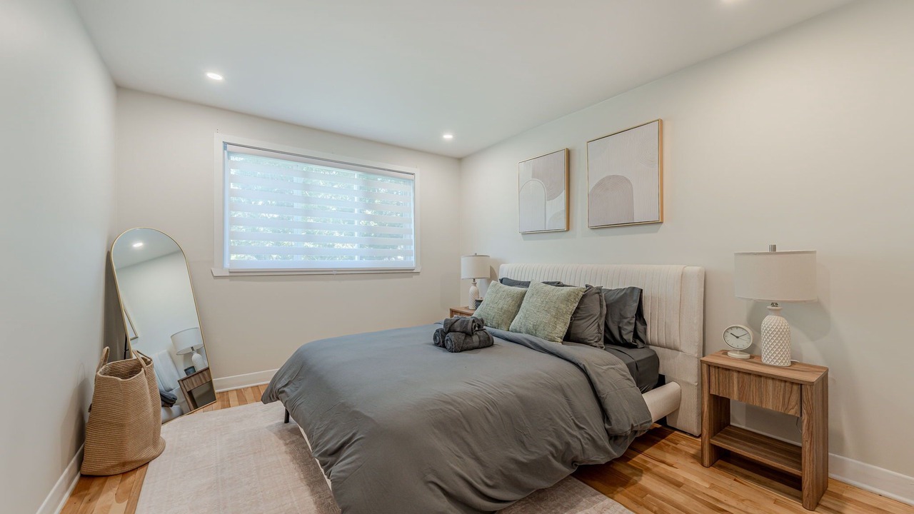 Photo of Bedroom in Laval-des-Rapides