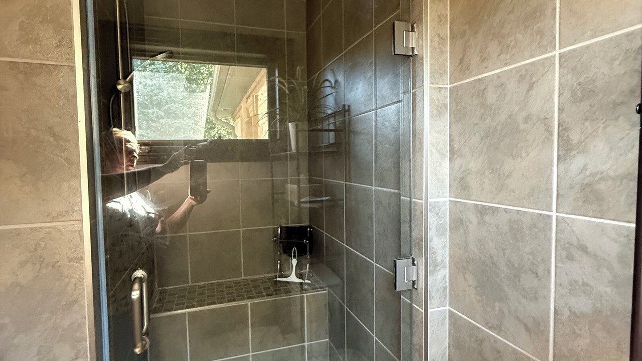 Photo of Bathroom in Fort Erie