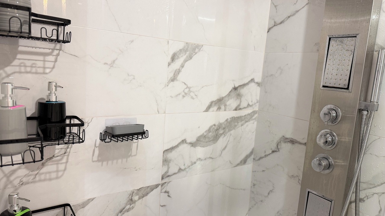 Photo of Bathroom in Saint-Augustin-de-Desmaures