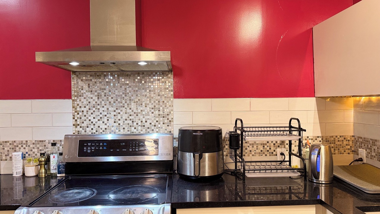 Photo of Kitchen in Saint-Augustin-de-Desmaures