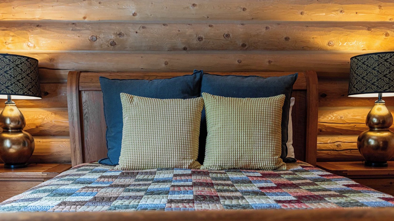 Photo of Bedroom in Fiddler Lake Resort